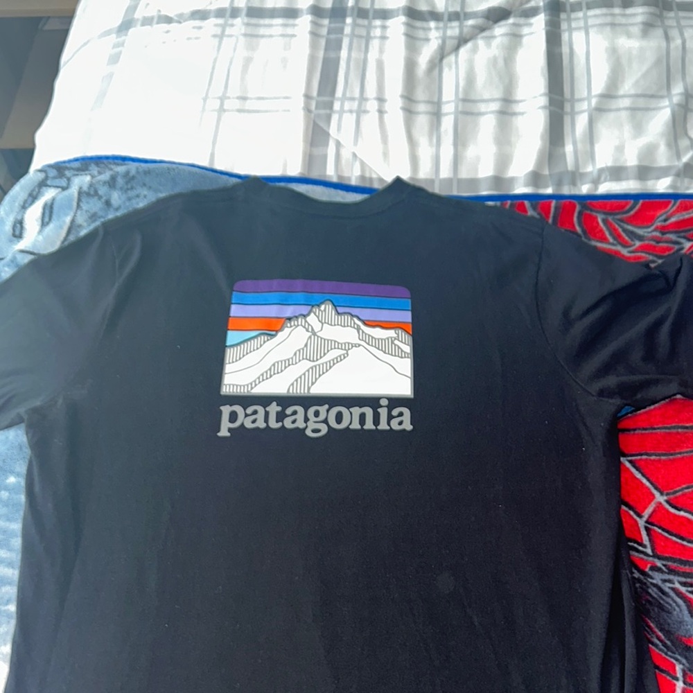 PATAGONIA LINE LOGO RIDGE POCKET RESPONSIBILI-TEE T-SHIRT